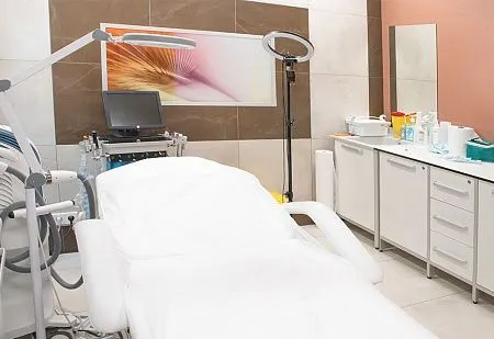 Клиника Меланома Юнит